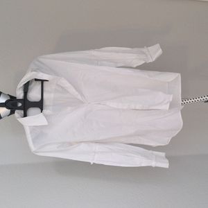 Club Monaco Women's white dress shirt size  small